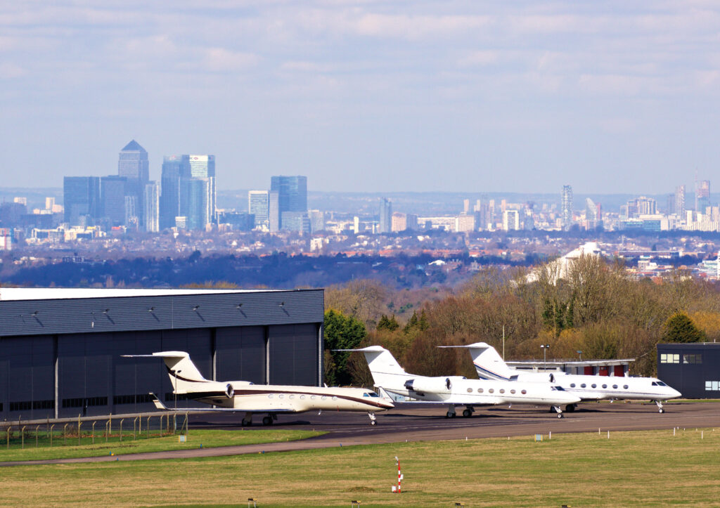 Private air travel chauffeur
