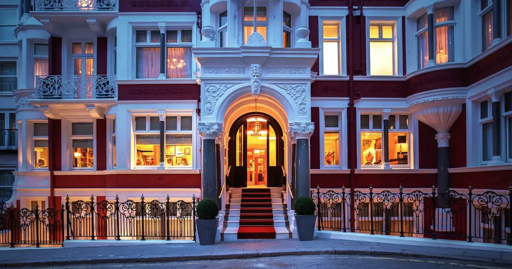 luxury tours in st james's