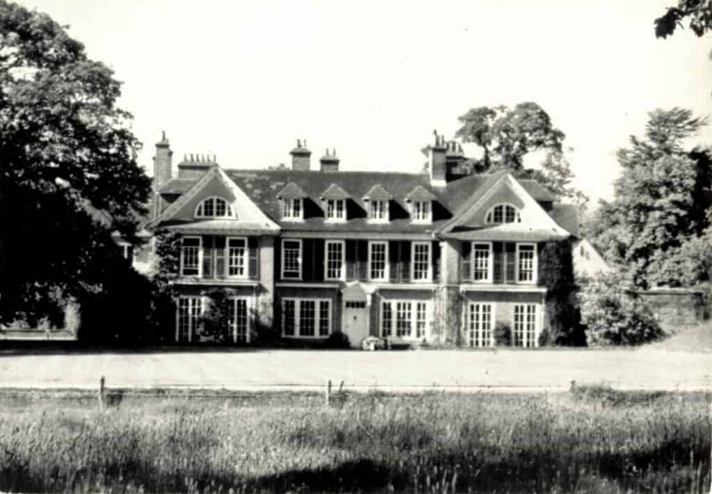 Chewton Glen Chauffeur